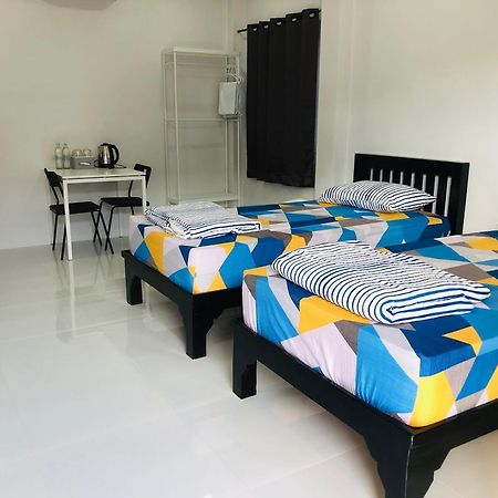 Villa แหลมงอบเฮาส์ Laemngob House Extérieur photo